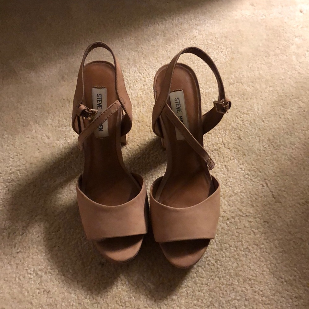 Kierra Tan Steve Madden Platform Heel